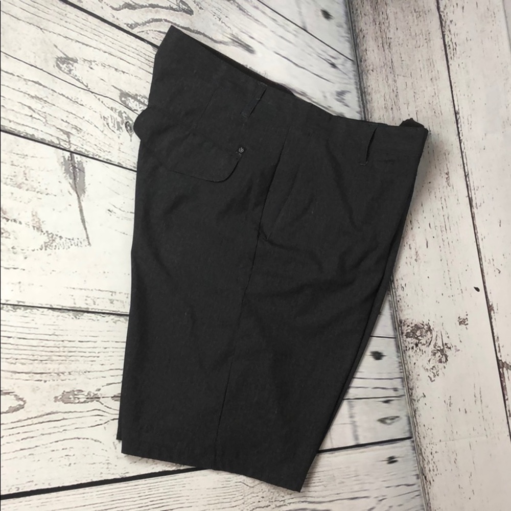 Burnside men’s flat front shorts